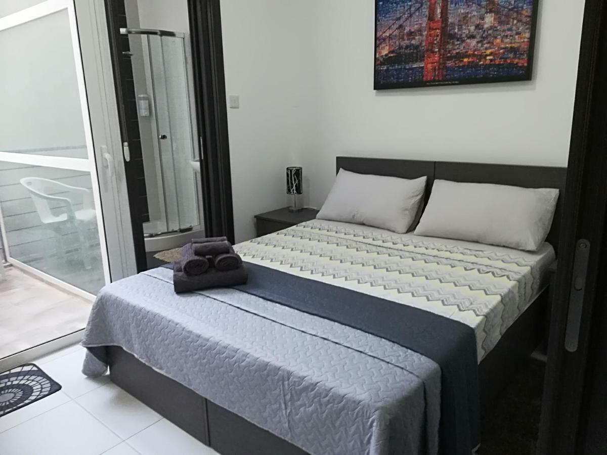 Nice And Cosy Apartment Close To Seafront Sliema Kültér fotó
